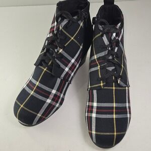 Comfort Collection Women's Black Plaid Wedge Ankle Boots Lace Up Side Zip Size 8